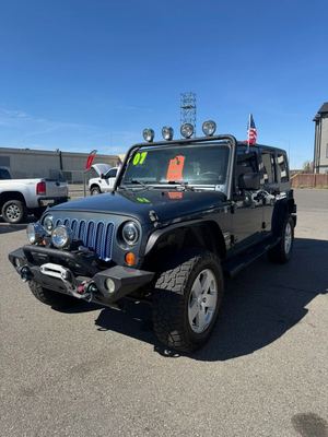 2007 Jeep Wrangler Unlimited Sahara photo 1