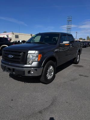 2011 Ford F-150 SuperCrew Lariat 4x4 photo 1