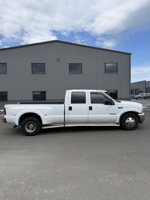 2002 Ford F-350 Super Duty Crew Cab photo 5